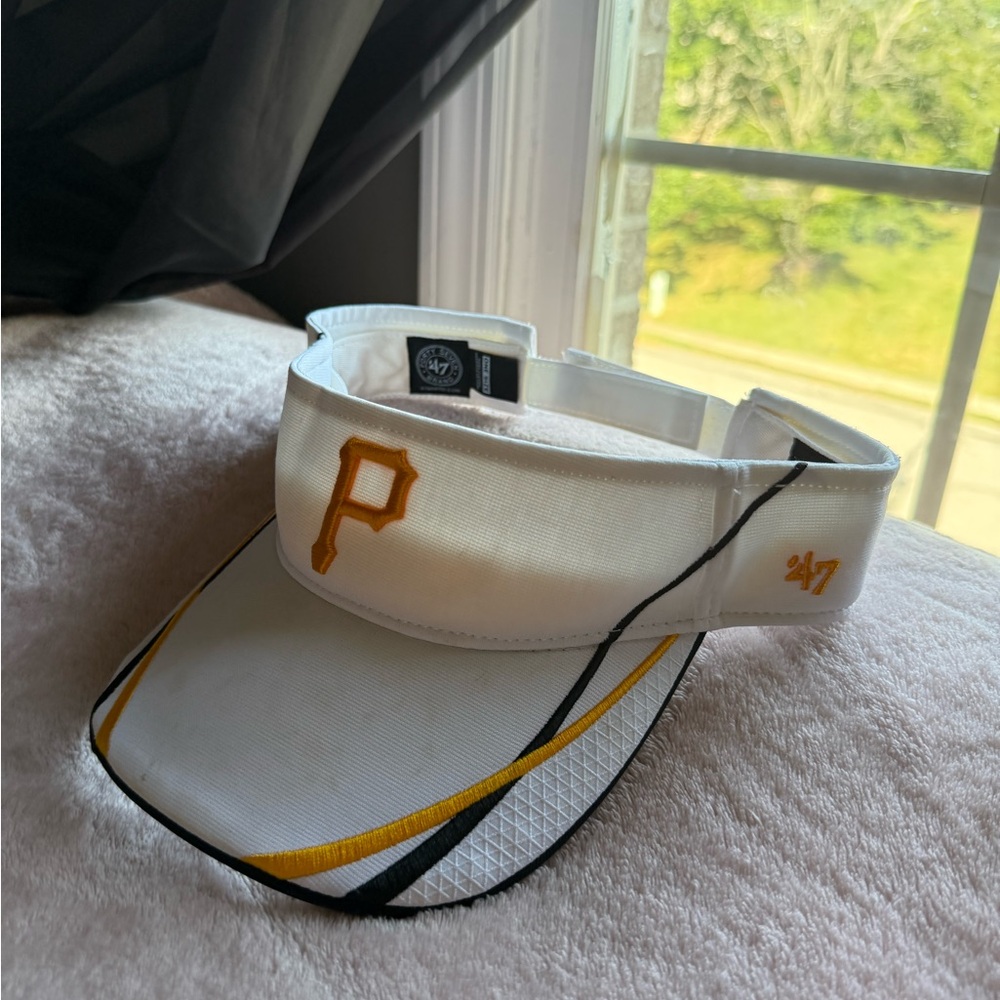 47 PIRATES White and Gold Athletic Visor